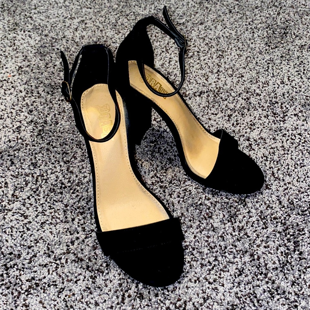 Brash Black suede block heeled dress sandals 7